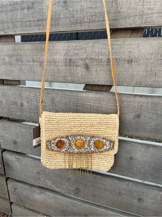 Tommy Bahama Handbags - Tommy Bahamas NWT Boho Crossbody Bag Beaded Fringe Straw Raffia